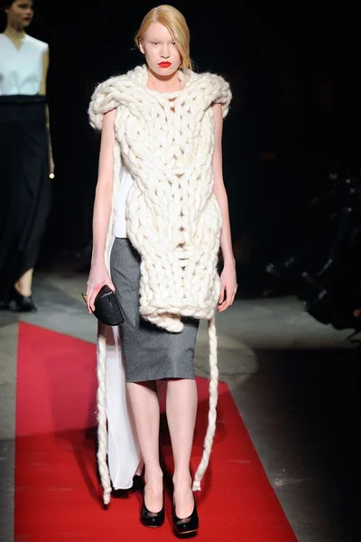 Look 26